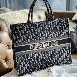 DIOR Tote Bag Blue Dior Oblique Embroidery